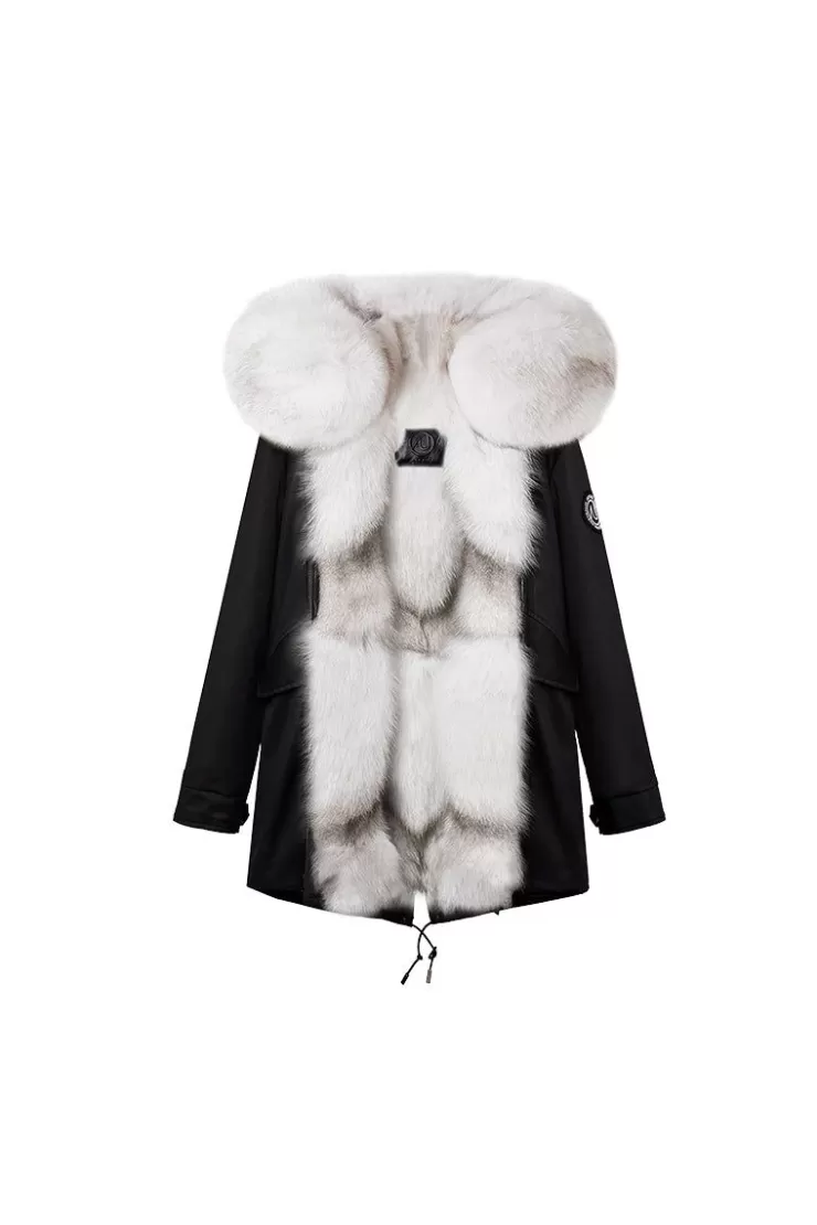 Ozlana Black + Classic Snow Fox | Women Omniverse: Milan Runway Collection