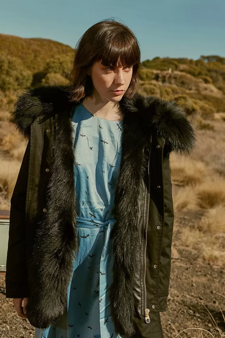Ozlana Black+Classicblack Fox | Women Classic & Designer Parkas