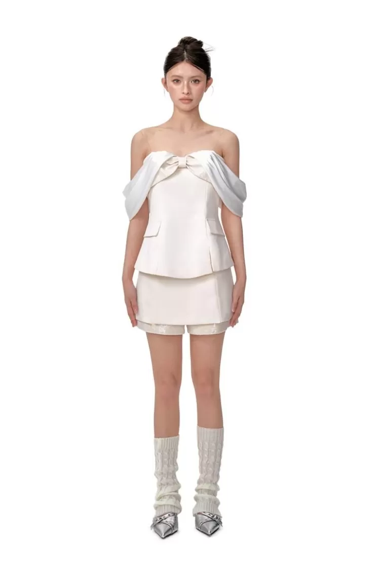 Ozlana Bow One-Line Shoulder Slim-Fit Top(Cream) | Women Tops